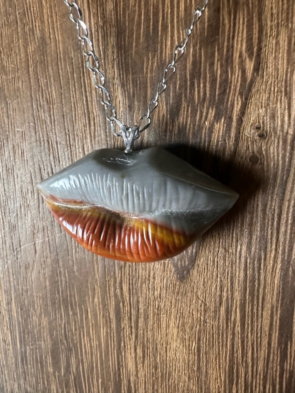 Alashan Agate Lips Pendant Necklace on Sterling Silver Bail and Stainless Steel - Picture 9 of 11
